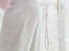 I play with my super body after shower