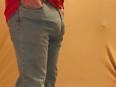 Big saline scrotum
