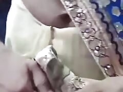 Wear saree