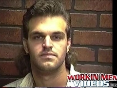 Hot amateur dude Dallas with long hair enjoys in a solo play