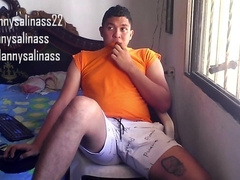 Watch Salinass03's hot webcam session with a young boy and his daddy
