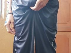 LOOK HOW I TOUCH MY DICK-I GO FROM HOT TO COLD