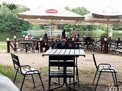 Barbecue bench