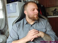 Professeur WolfgangWhite, excitant et dominant, éduque son étudiant dans un jeu de rôle scolaire - Gros éjaculation et discussions cochonnes !