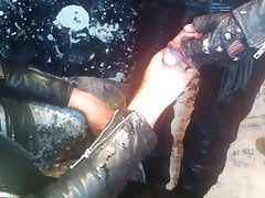 pissing on leather gay with blowjob