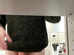 loser cums while trying to put on a condom xD