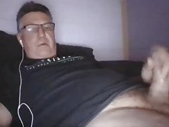 Daddy cums on cam
