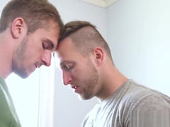 Bareback fucking with big cocked muscular dudes