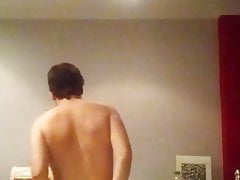 Luciendo tanga