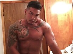 Samoan jerk off
