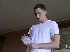 SuburbanBoys' Derrick Morris masturbates his fat schlong!