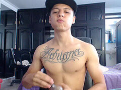 Jacobsex20 se jala sexymente el ganzo en sus hotshow en web cam