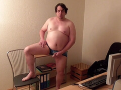 Pasci does dirty things in the office