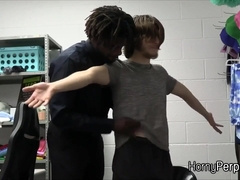 Deepthroating and railing mall cops giant black shaft (Deep Jaws)