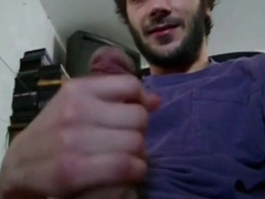 Bearded Amateur Man Masturbating Solo