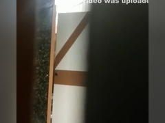 Masturbation dans les wc publiques