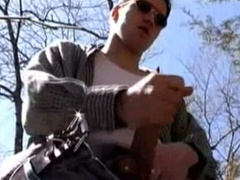 Derrick Windsor wears sexy sunglasses and cums too