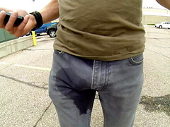 Wetting my jeans in a mall