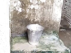 bath with boss