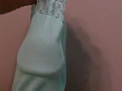 Cum in Bra