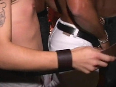 Super-Sexy Homos In Warm 3Some Hookup