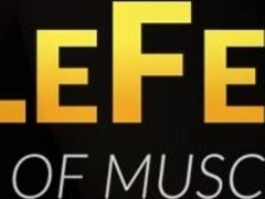 Asian Jessie Lee gets to fuck with hot guys in this behind the scene