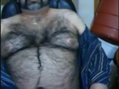 Hefty unshaved grizzly and unshaved bod