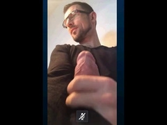 Str8 daddy showing off his cock on cam 2
