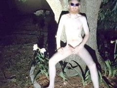 skycladstargazer barefoot ginger