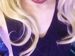 Crazy Hot CD Dancing Teaser