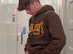 Hetero fellow boinks youngster for the first-ever time