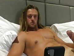 AussieGuy jerkoff