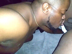 Truck driver gets a good oral pleasure