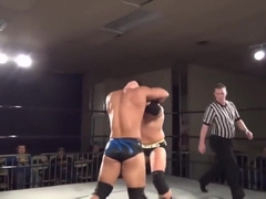 Hot Pro Wrestling-no nudity :(