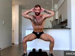 Gay star Jake Nicola exercises for our pleasure