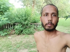 Do you Tub with me & want's to blow my pecker