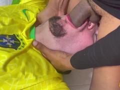 I recorded my acquaintance providing it to his mummy's spouse (FINISH ON CRIMSON)