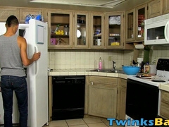 Attractive twinks waste no time bare fucking and jizzing