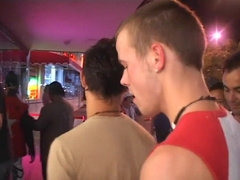 Homosexuals Plunge Cock-Squeezing Arse Fuckholes