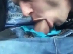 Il suce en voiture 3