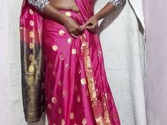 Cd in sareee