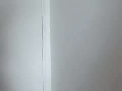 Transvestite hofredo wanks his big cock