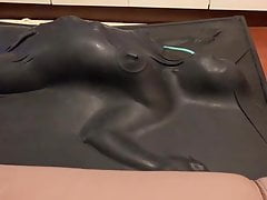 Vacbed play with vibrator