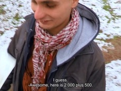 Muscular hunk gets down with Indy stud in public