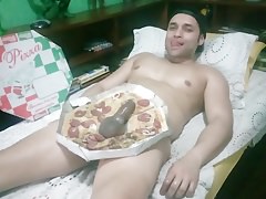 20 - Pepperoni Pizza