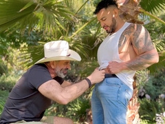 Orgy sans borders: My meeting with Viktor Rom.