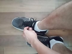 Smelly and sweaty feet
