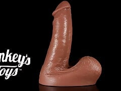 Omega 4XL - Mr Hankey's Toys - firmness 75% - Hankeys