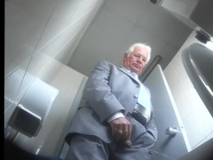 Lurker Hooker Vol 18