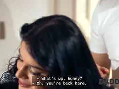 Belleza, Morena, Engañando, Papá, Novia, Hd, Gritar, Medias largas